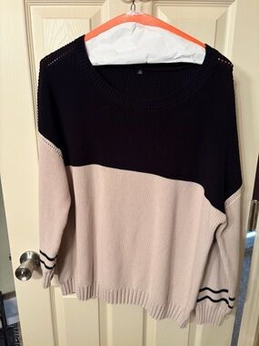Black and Cream Colorblock Women’s Sweater